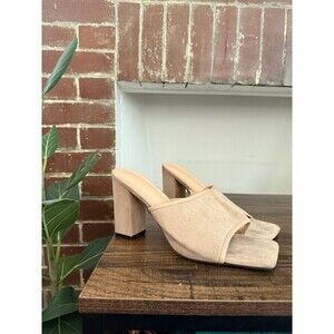 Women’s size 41 suede beige heels